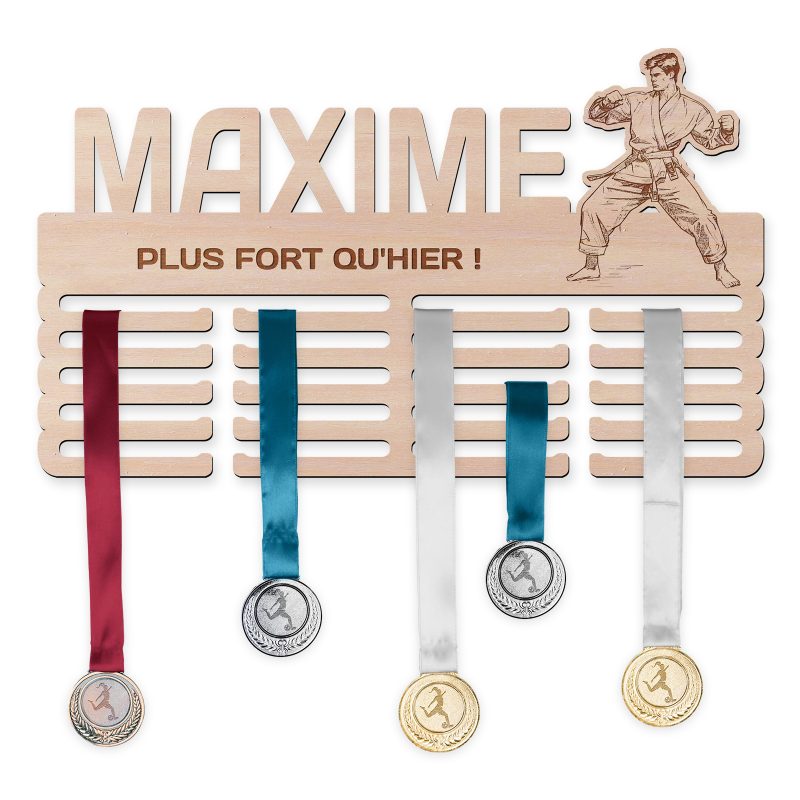 Cintre de médaille - Karaté, homme