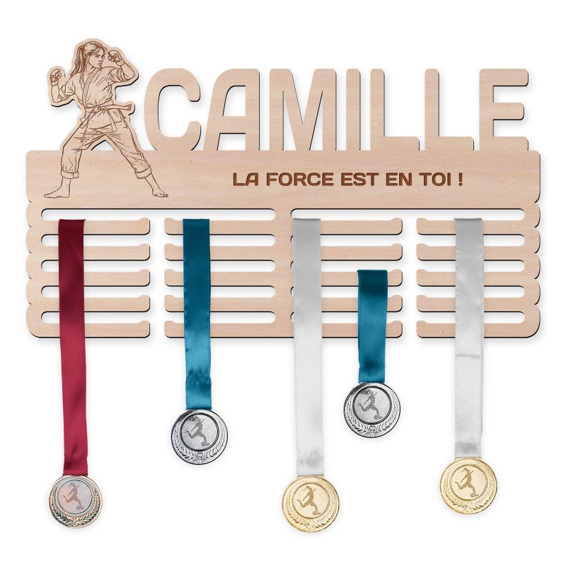 Cintre de médaille - Karaté, femme